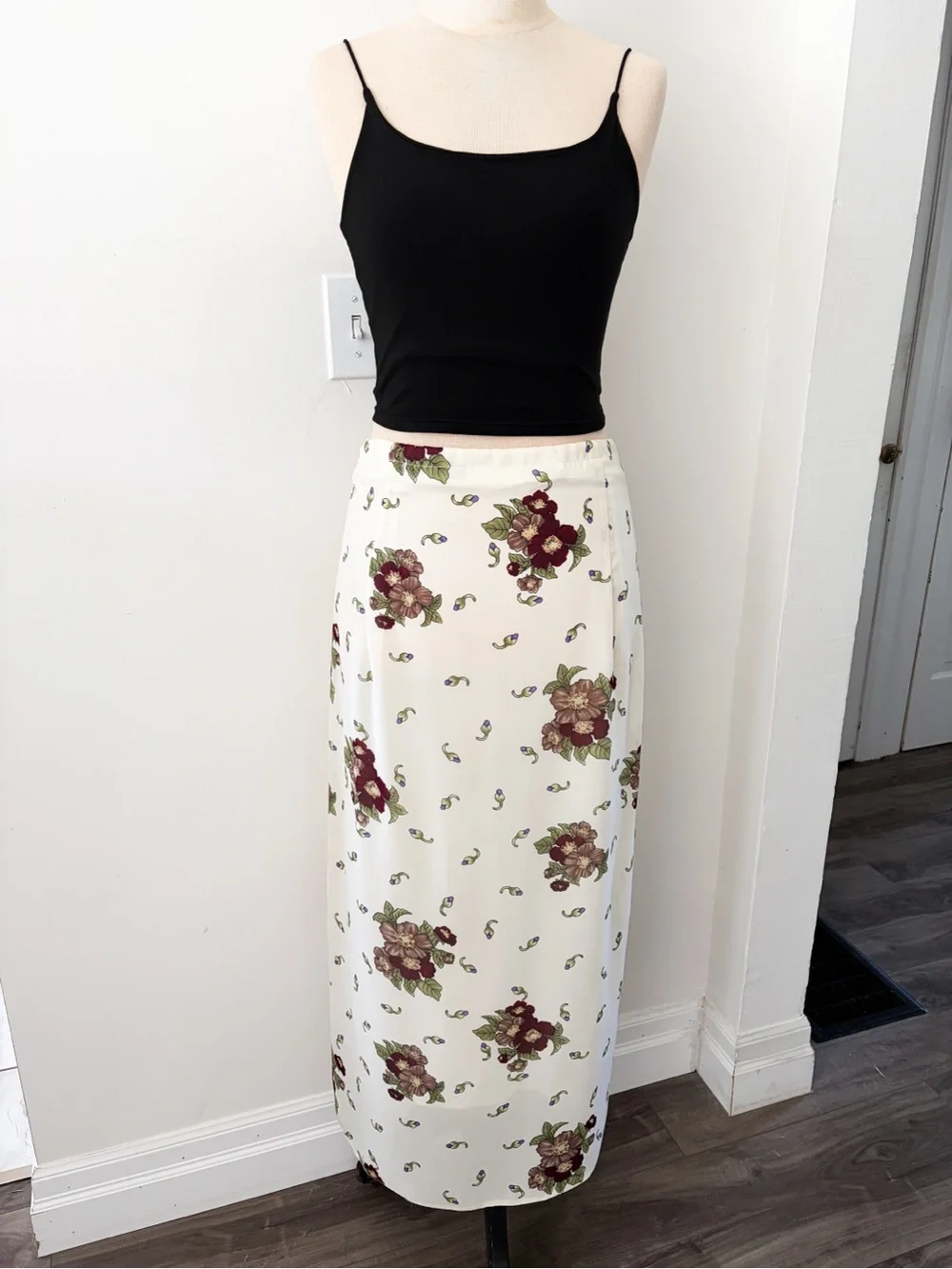 Vintage AGMIR Ivory Floral Maxi Skirt - Handcrafted in Poland - Size M (EU 40) - Picture 6 of 9